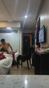 酒店开门做爱